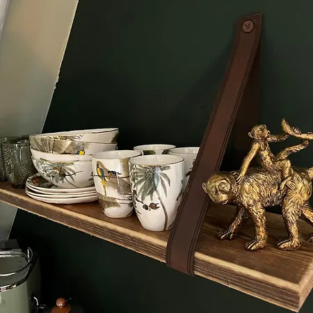 Bed & Breakfast Attic Monkeys 2*