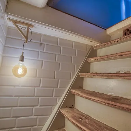 Attic Monkeys 3* Amsterdam